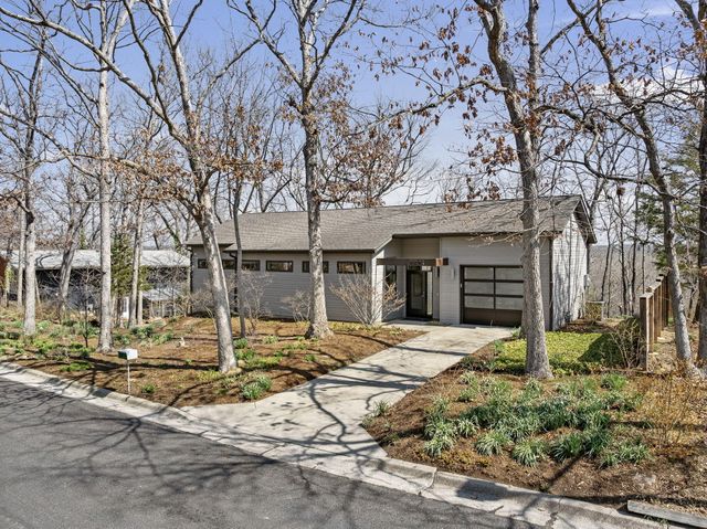 2241 BLUFF BLVD, Columbia, MO 65201