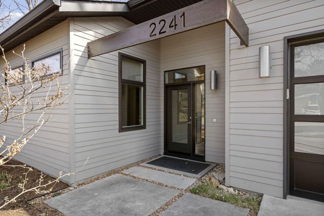 2241 BLUFF BLVD, Columbia, MO 65201