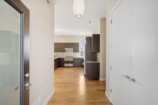 2241 BLUFF BLVD, Columbia, MO 65201