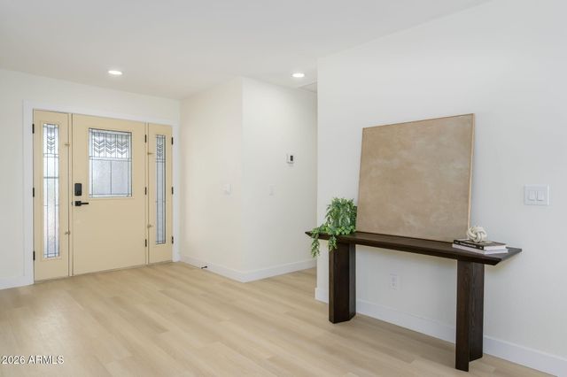 1112 E Westchester Drive, Tempe, AZ 85283