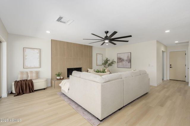 1112 E Westchester Drive, Tempe, AZ 85283