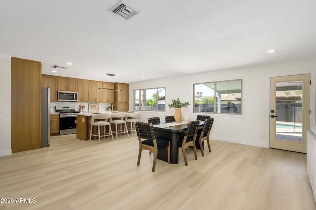 1112 E Westchester Drive, Tempe, AZ 85283
