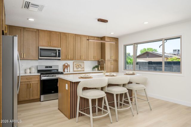 1112 E Westchester Drive, Tempe, AZ 85283