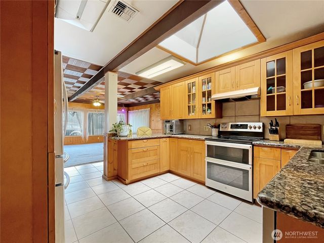 26141 N Hwy 101, Hoodsport, WA 98548