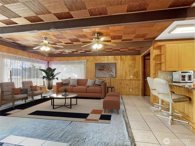 26141 N Hwy 101, Hoodsport, WA 98548