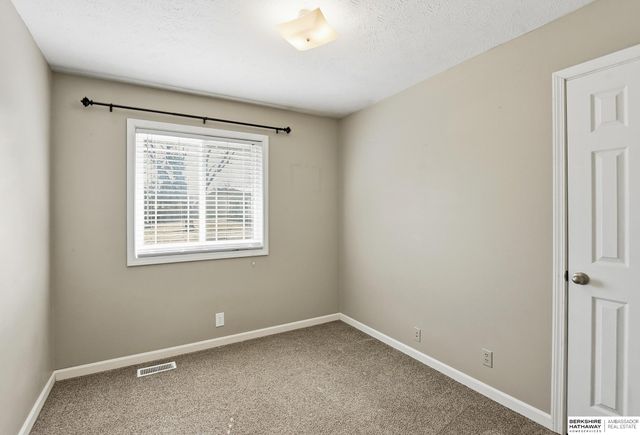 6224 S 109th Street, Omaha, NE 68137