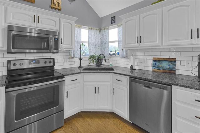 908 N Birch Street, Kearney, MO 64060
