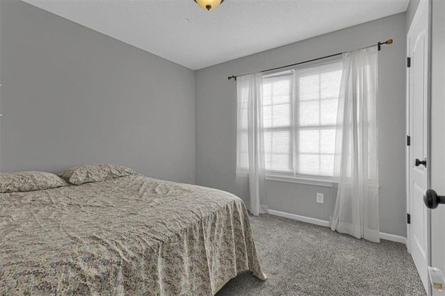 908 N Birch Street, Kearney, MO 64060