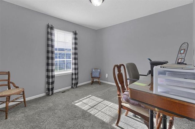 908 N Birch Street, Kearney, MO 64060