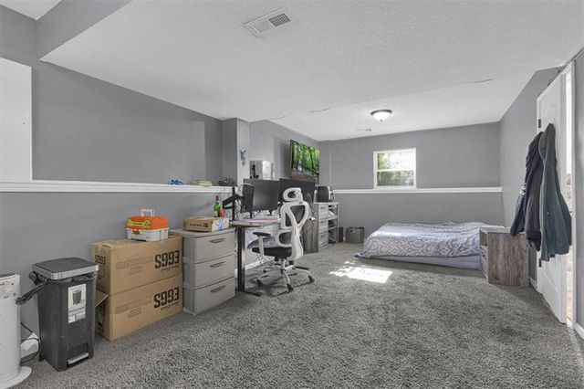 908 N Birch Street, Kearney, MO 64060