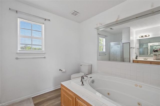 2 Kaitlyn CIR, Hampton, VA 23666