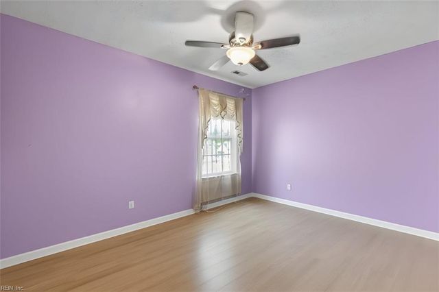 2 Kaitlyn CIR, Hampton, VA 23666