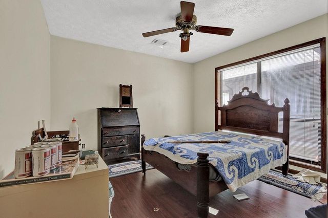 5025 Stoney Point Circle, Stone Mountain, GA 30088