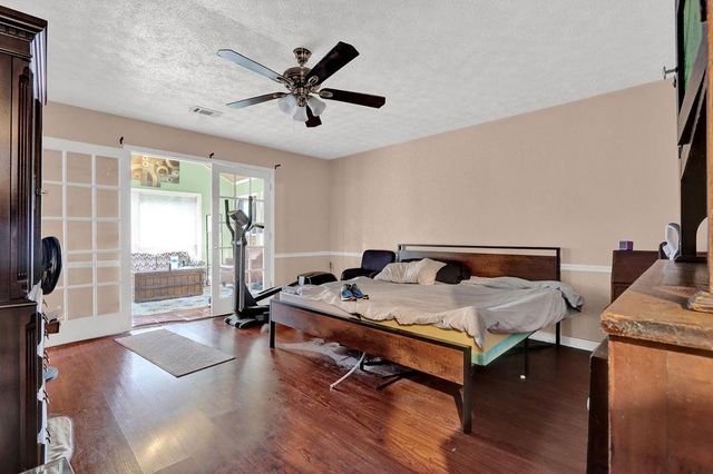 5025 Stoney Point Circle, Stone Mountain, GA 30088