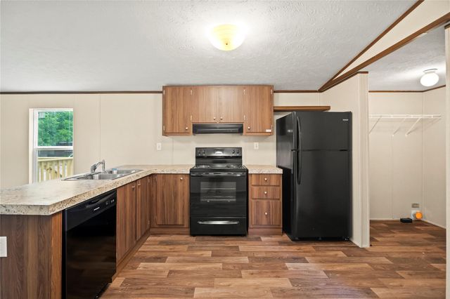 202 S Trice Street 2, Willis, TX 77378