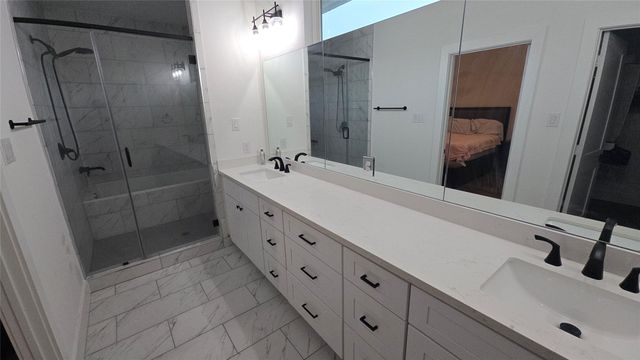 1222 Mcneil Street, Houston, TX 77009