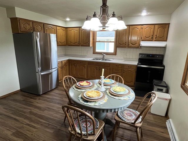 512 JEFFERY STREET, Combined Locks, WI 54113