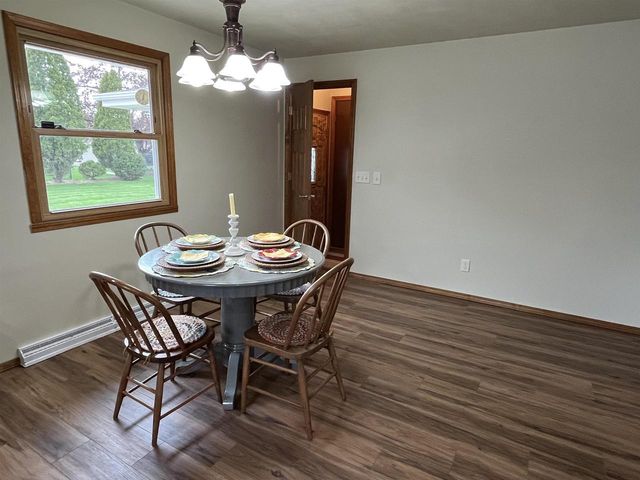512 JEFFERY STREET, Combined Locks, WI 54113