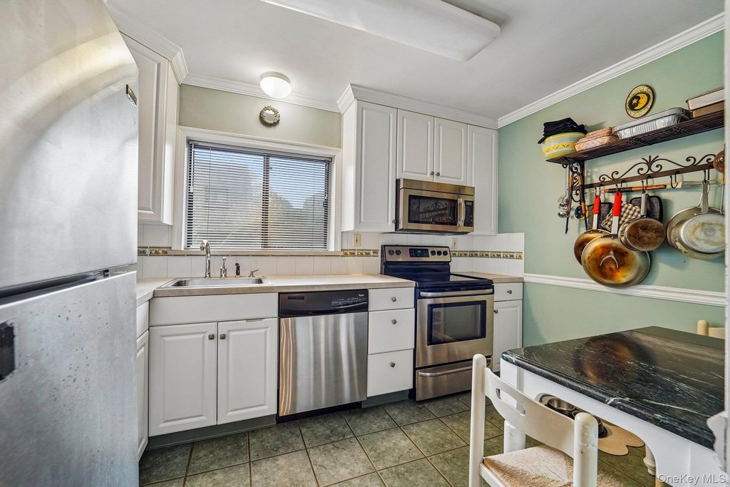 4 Briarcliff Drive S 9, Ossining, NY 10562 — photo 5