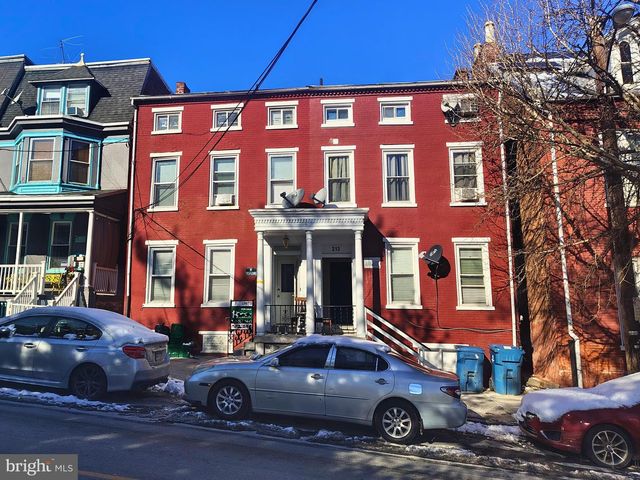 215 W VINE ST, Lancaster, PA 17603