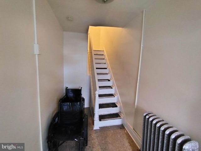 215 W VINE ST, Lancaster, PA 17603