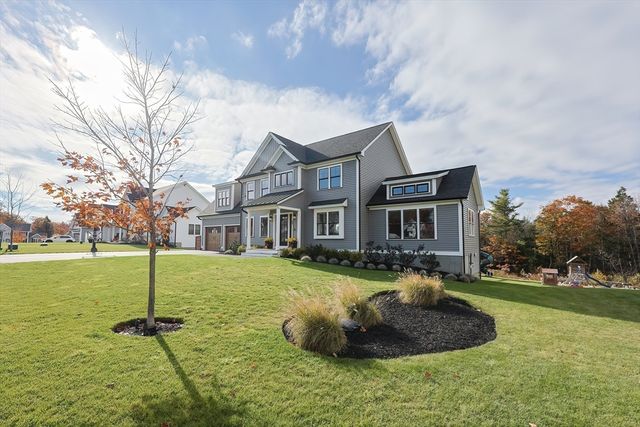 11 Lighthouse Ln, Westminster, MA 01473
