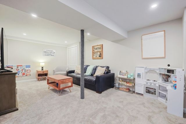 11 Lighthouse Ln, Westminster, MA 01473