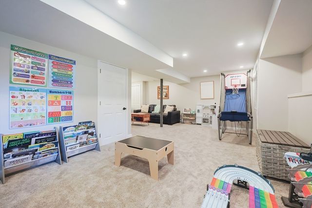 11 Lighthouse Ln, Westminster, MA 01473