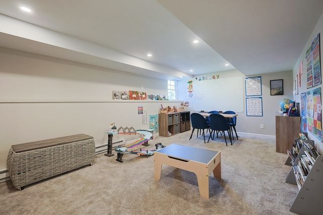 11 Lighthouse Ln, Westminster, MA 01473