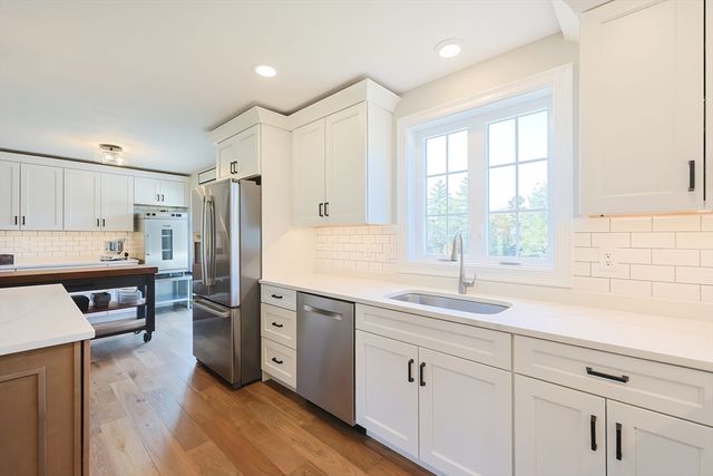11 Lighthouse Ln, Westminster, MA 01473
