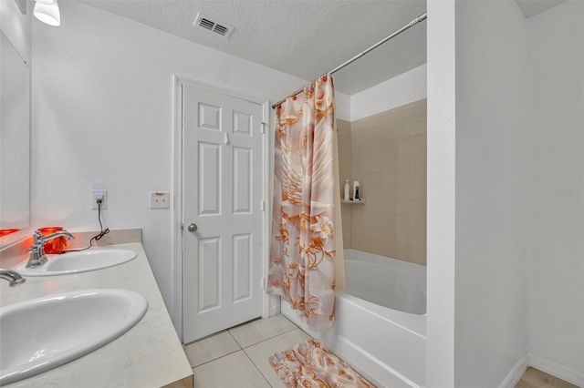 2369 CROSSANDRA STREET, Mascotte, FL 34753