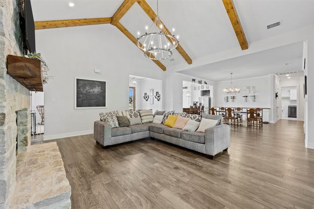 20 Ellis Oak Court, Waxahachie, TX 75167