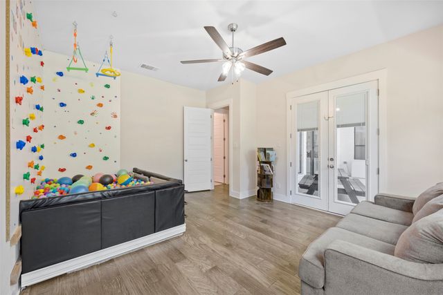 20 Ellis Oak Court, Waxahachie, TX 75167