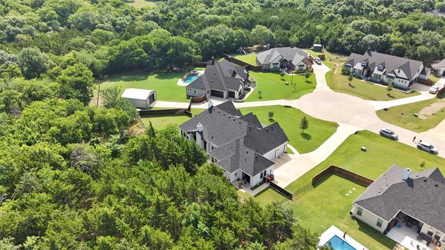 20 Ellis Oak Court, Waxahachie, TX 75167