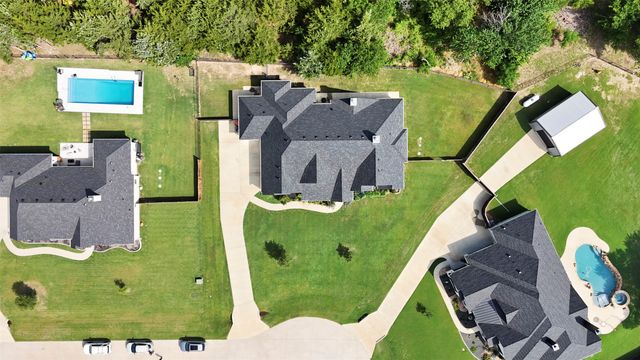 20 Ellis Oak Court, Waxahachie, TX 75167