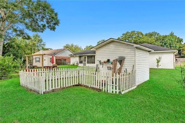 1241 Cypress Court, Mobile, AL 36695
