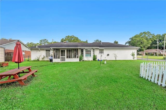 1241 Cypress Court, Mobile, AL 36695