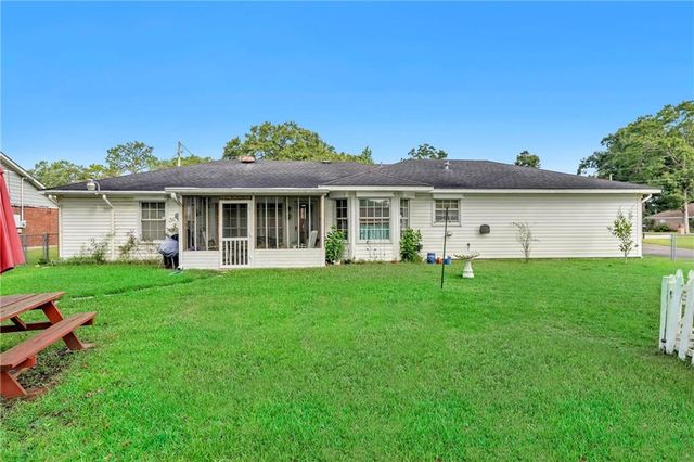 1241 Cypress Court, Mobile, AL 36695