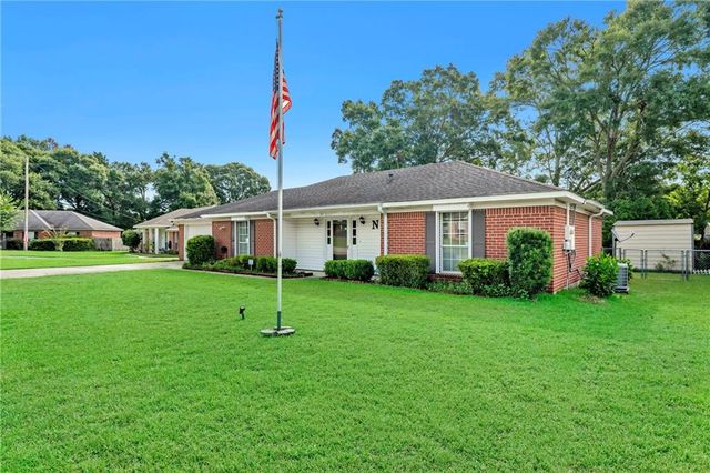 1241 Cypress Court, Mobile, AL 36695