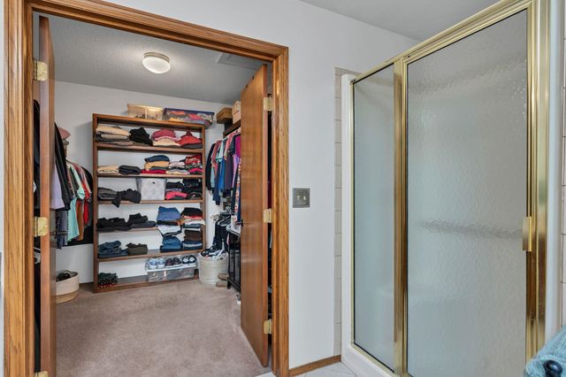 2522 N High Point Cir, Wichita, KS 67205