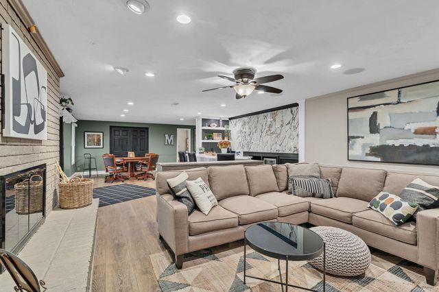 2522 N High Point Cir, Wichita, KS 67205