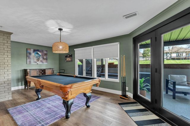 2522 N High Point Cir, Wichita, KS 67205