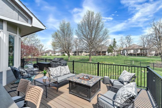 2522 N High Point Cir, Wichita, KS 67205