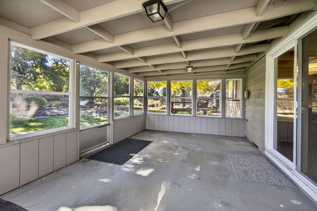 3275 Britt Avenue, Medford, OR 97501