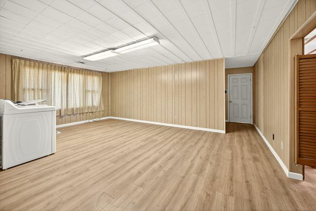 3275 Britt Avenue, Medford, OR 97501