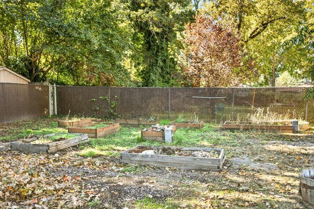 3275 Britt Avenue, Medford, OR 97501