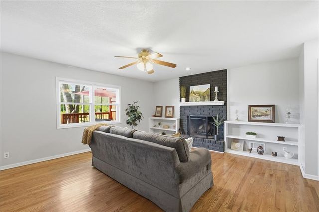 4501 E 105th Street, Kansas City, MO 64137