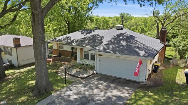 4501 E 105th Street, Kansas City, MO 64137