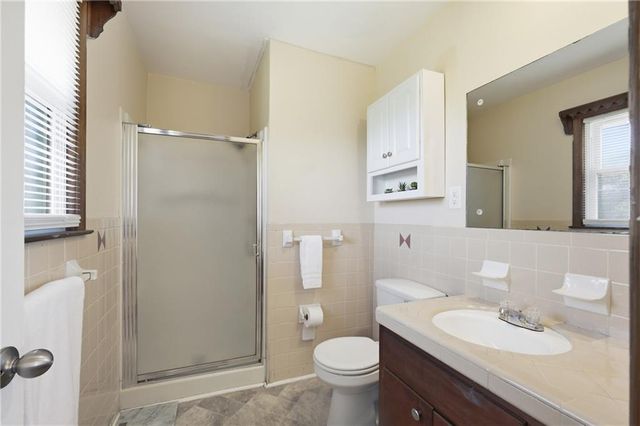 4501 E 105th Street, Kansas City, MO 64137