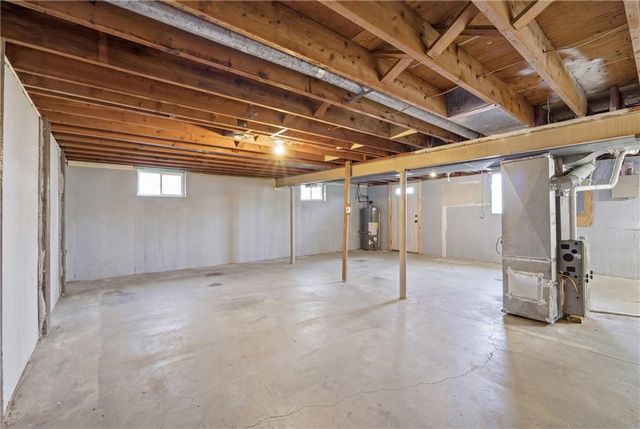 4501 E 105th Street, Kansas City, MO 64137